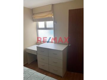 Alquiler Departamento Amoblado Y Equipado En 2Do Piso Vista A Parque