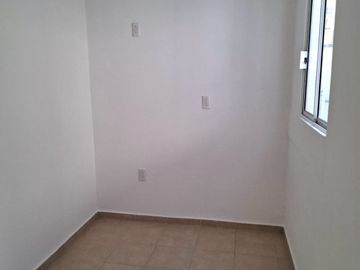 Linda Casa muy bien ubicada, Fraccionamiento Cafetales