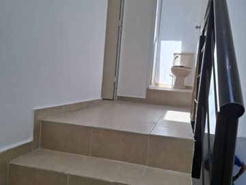 Linda Casa muy bien ubicada, Fraccionamiento Cafetales