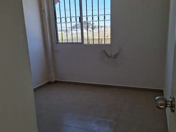 Linda Casa muy bien ubicada, Fraccionamiento Cafetales