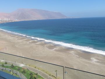 Departamento en venta - Boulevard Iquique - primera linea