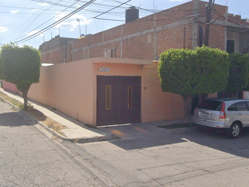 VENTA DE CASA EN ASTEROIDES, CD. DEL SOL, LA PIEDAD, MICHOACAN