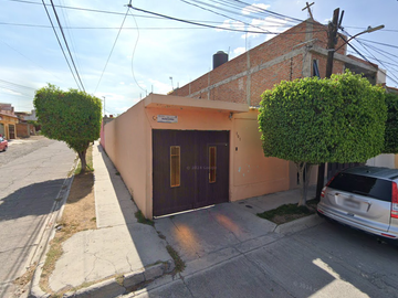 VENTA DE CASA EN ASTEROIDES, CD. DEL SOL, LA PIEDAD, MICHOACAN
