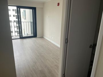 VENDO LINDO DUPLEX DE ESTRENO 1DORM CON JARDIN Y TERRAZA MAS AREA SOCIAL TERRAZA, PISICINAA, BBQ Y BAR EN MIRAFLORESS