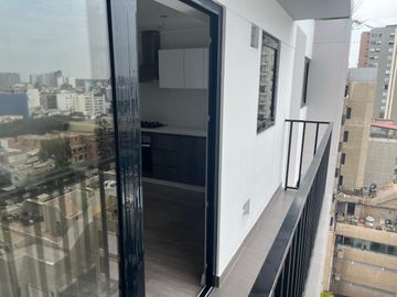 VENDO LINDO DUPLEX DE ESTRENO 1DORM CON JARDIN Y TERRAZA MAS AREA SOCIAL TERRAZA, PISICINAA, BBQ Y BAR EN MIRAFLORESS