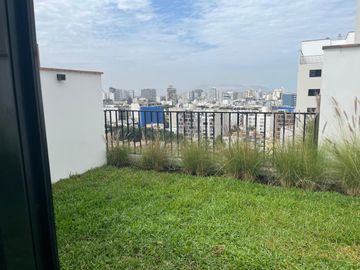 VENDO LINDO DUPLEX DE ESTRENO 1DORM CON JARDIN Y TERRAZA MAS AREA SOCIAL TERRAZA, PISICINAA, BBQ Y BAR EN MIRAFLORESS
