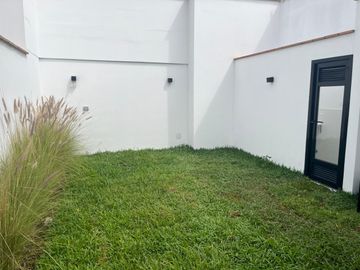 VENDO LINDO DUPLEX DE ESTRENO 1DORM CON JARDIN Y TERRAZA MAS AREA SOCIAL TERRAZA, PISICINAA, BBQ Y BAR EN MIRAFLORESS
