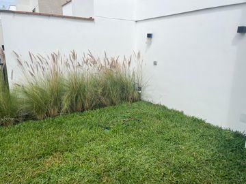 VENDO LINDO DUPLEX DE ESTRENO 1DORM CON JARDIN Y TERRAZA MAS AREA SOCIAL TERRAZA, PISICINAA, BBQ Y BAR EN MIRAFLORESS
