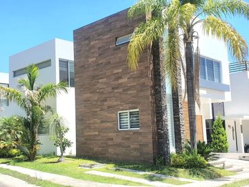 Casa en Venta La Rioja Los Gavilanes Tlajomulco Guadalajara