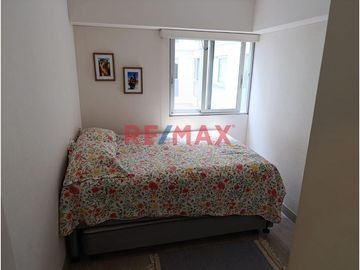 Dpto Amoblado!!!! Vive En La Zona Mas Tranquila Y Residencial De Miraflores, A Pocas Cuadras De La Av. Ejercito Y Av. Santa Cruz. A Solo 2 Cuadras Del