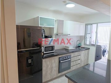 Dpto Amoblado!!!! Vive En La Zona Mas Tranquila Y Residencial De Miraflores, A Pocas Cuadras De La Av. Ejercito Y Av. Santa Cruz. A Solo 2 Cuadras Del