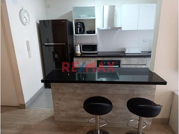 Dpto Amoblado!!!! Vive En La Zona Mas Tranquila Y Residencial De Miraflores, A Pocas Cuadras De La Av. Ejercito Y Av. Santa Cruz. A Solo 2 Cuadras Del
