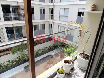 Dpto Amoblado!!!! Vive En La Zona Mas Tranquila Y Residencial De Miraflores, A Pocas Cuadras De La Av. Ejercito Y Av. Santa Cruz. A Solo 2 Cuadras Del