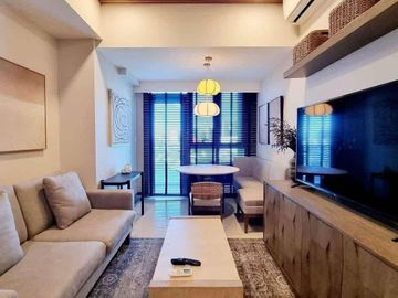 Uptown Parksuites 2br sacrifice sale