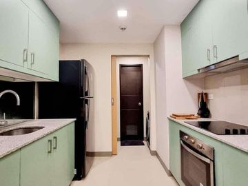 Uptown Parksuites 2br sacrifice sale