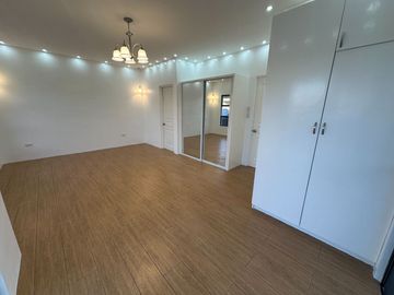 KGHL014 - 4 Bedroom in Greenwoods Executive Village