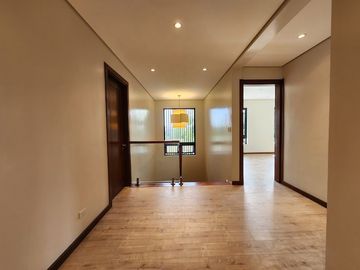 Brand New Modern House and Lot For Sale at Ayala Southvale Primera