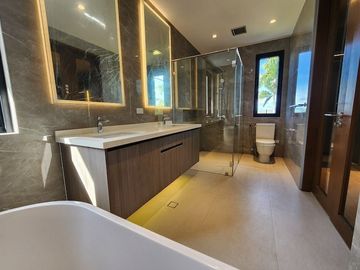 Brand New Modern House and Lot For Sale at Ayala Southvale Primera