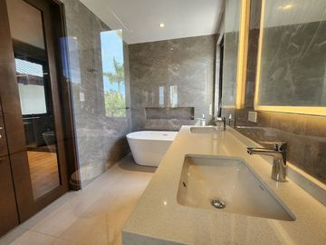 Brand New Modern House and Lot For Sale at Ayala Southvale Primera