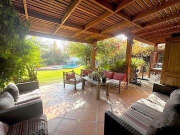 Casa Provenzal, Piedra Roja, Chicureo Oriente