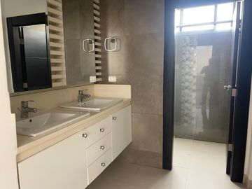 VENDO ESPECTACULAR DEPARTAMENTO EN LA PUNTILLA