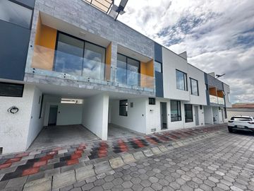 Casa de venta en Quito, sector de Llano Grande