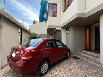 OCASION!! VENDO CASA EN SAN MIGUEL PARA REMODELAR O PROYECTO