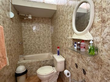 OCASION!! VENDO CASA EN SAN MIGUEL PARA REMODELAR O PROYECTO