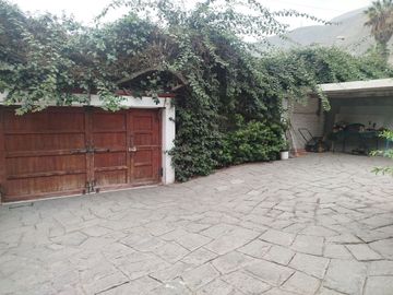 VENTA DE CASAS CON PISCINA EN COMUN EN CONDOMINIO, URB. SANTA MARIA, CHOSICA