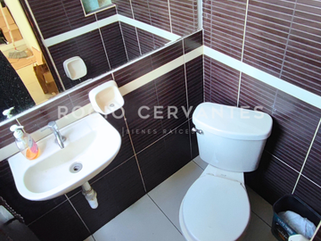 ¡VENDO LOCAL COMERCIAL en Av. Ejercito! Precio en dólares negociable