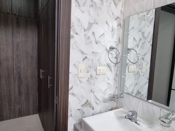 ¡Departamento Urb. ¡Santa Cecilia - Los Ceibos! 136m² en Venta 3 dormitorios