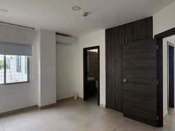 ¡Departamento Urb. ¡Santa Cecilia - Los Ceibos! 136m² en Venta 3 dormitorios