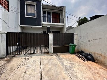 Rumah Dijual Di Jatibening Bekasi MURAH Non Cluster Dekat Stasiun LRT [AR076]
