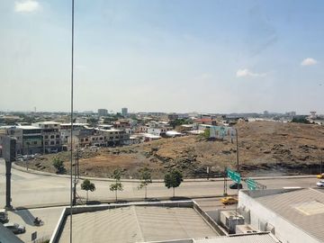 ¡Oportunidad Vendo Suite en Edificio Quo Luxury Apartments, frente Mall del Sol!
