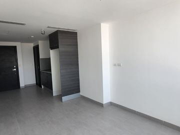 ¡Oportunidad Vendo Suite en Edificio Quo Luxury Apartments, frente Mall del Sol!