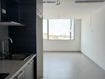 ¡Oportunidad Vendo Suite en Edificio Quo Luxury Apartments, frente Mall del Sol!