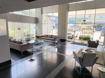¡Oportunidad Vendo Suite en Edificio Quo Luxury Apartments, frente Mall del Sol!