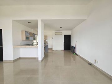 Departamento Frente a la Alberca