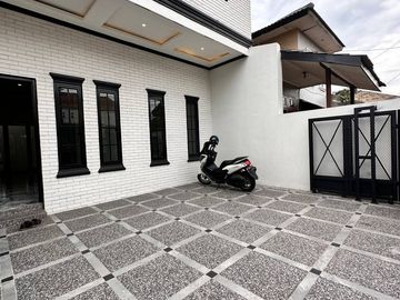 Dijual Rumah SIAP HUNI Non Cluster Strategis MURAH Dekat Tol Brigif Cinere  Kota Depok Jual [AR069]