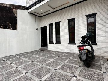 Dijual Rumah SIAP HUNI Non Cluster Strategis MURAH Dekat Tol Brigif Cinere  Kota Depok Jual [AR069]