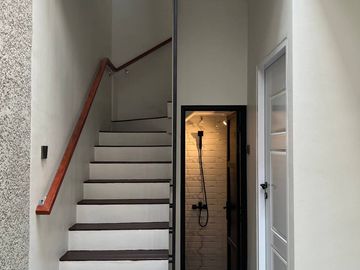 Rumah Cantik Murah 2 Lantai Rooftop + Balkon Bojongsari Sawangan Depok Jual Dijual Perumahan