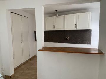 Casa en Venta en Morales Campestre Recién Remodelada con pisos nuevos y 2 calles del Club Campestre.