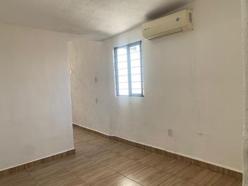 Casa en Venta en Morales Campestre Recién Remodelada con pisos nuevos y 2 calles del Club Campestre.