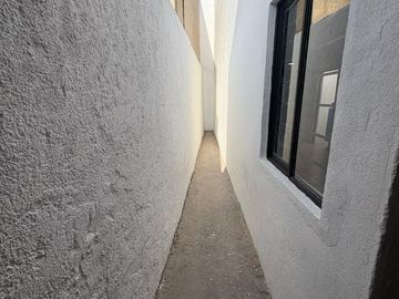 Casa en Venta en Morales Campestre Recién Remodelada con pisos nuevos y 2 calles del Club Campestre.