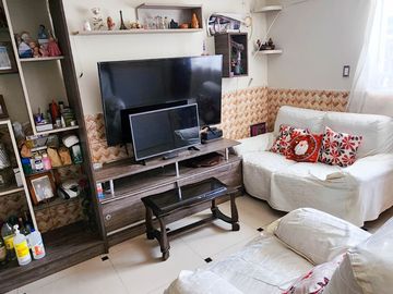Venta De Bonita Casa En Vmt