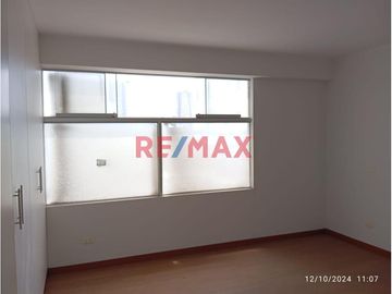 Atencion Inversionistas Se Vende Exclusivo Departamento En Lince