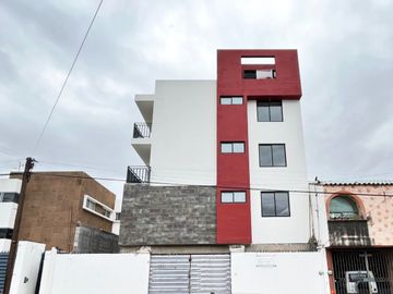 PENTHOUSE CENTRICO EN COLONIA ALAMITOS CERCA DE AV MERIANO JIMENEZ