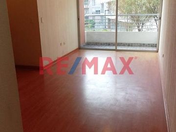 Alquilo Dpto En Condominio Ciudad Nueva - Frente A Tottus (Opcion Estacionamiento)