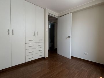 Venta De Departamento Frente A Parque - No Pagas Alcabala -Pueblo Libre Cerca A PUCP