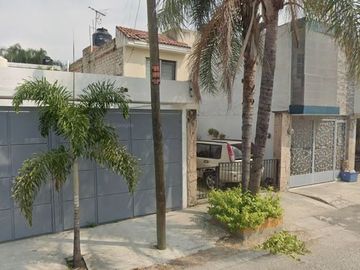 Sk16 - Casa En Remate Bancario En C. Volcan Malinche, Huentitan, Guadalajara, Jalisco (65% Debajo Del Valor Comercial Solo Recurso Propio De Contado)